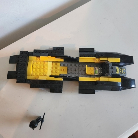 LEGO Batman DC Comics superhero Minifigure - Picture 2 of 5